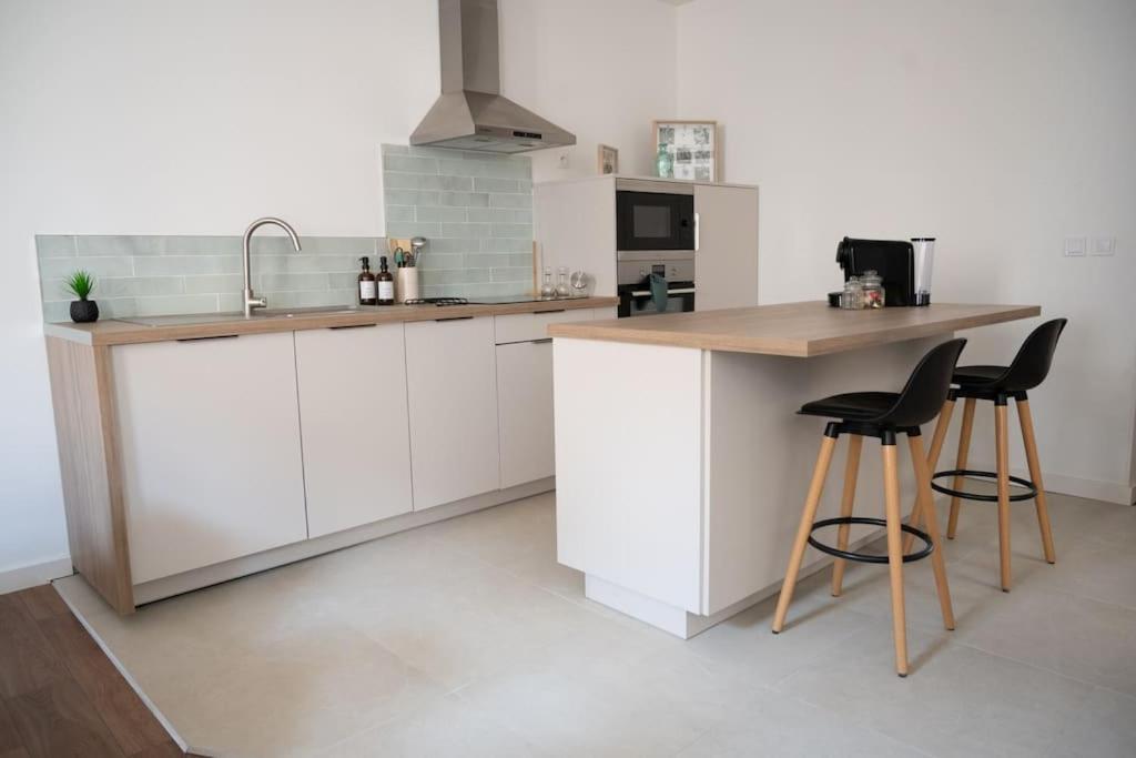 Lou Cabanot - Appartement Lumineux 3 Chambres - Parking Gratuit Beziers Luaran gambar